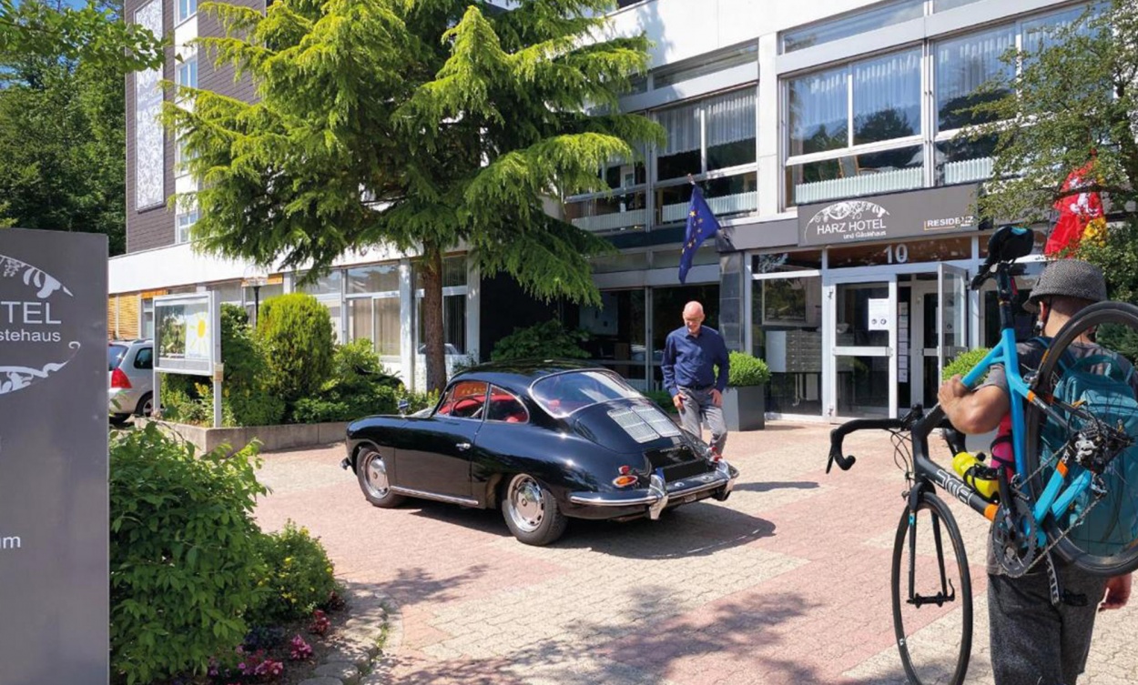 Fahrradfahrer HARZ HOTEL und Gästehaus in Bad Sachsa